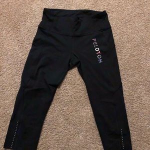 PELOTON LULULEMON FAST AND FREE CROP